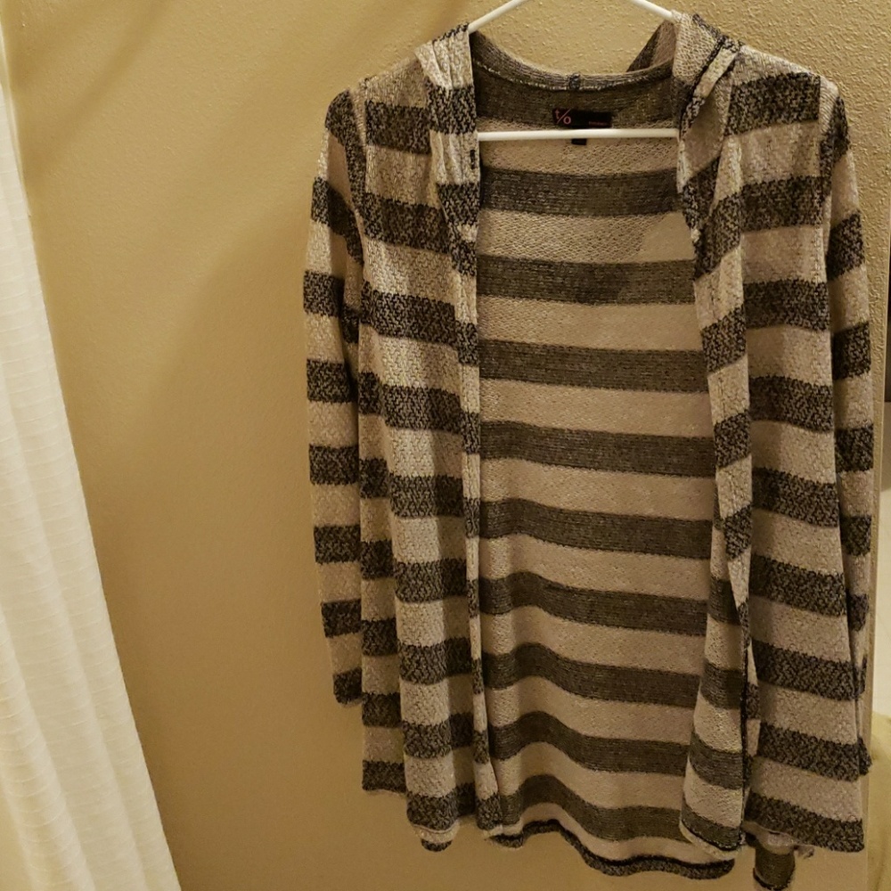 Hooded sweater